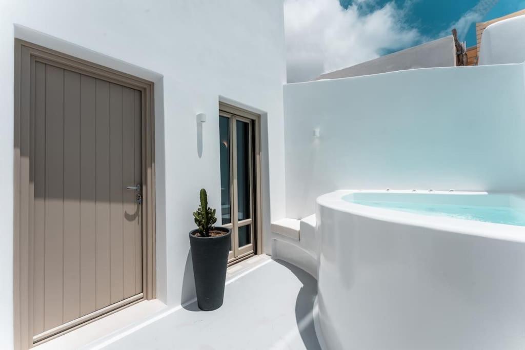 Emporio Akri Santorini With Heated Jacuzzi别墅 外观 照片